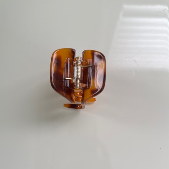 Emi Jay tortoise Clip - Picture 2 of 3